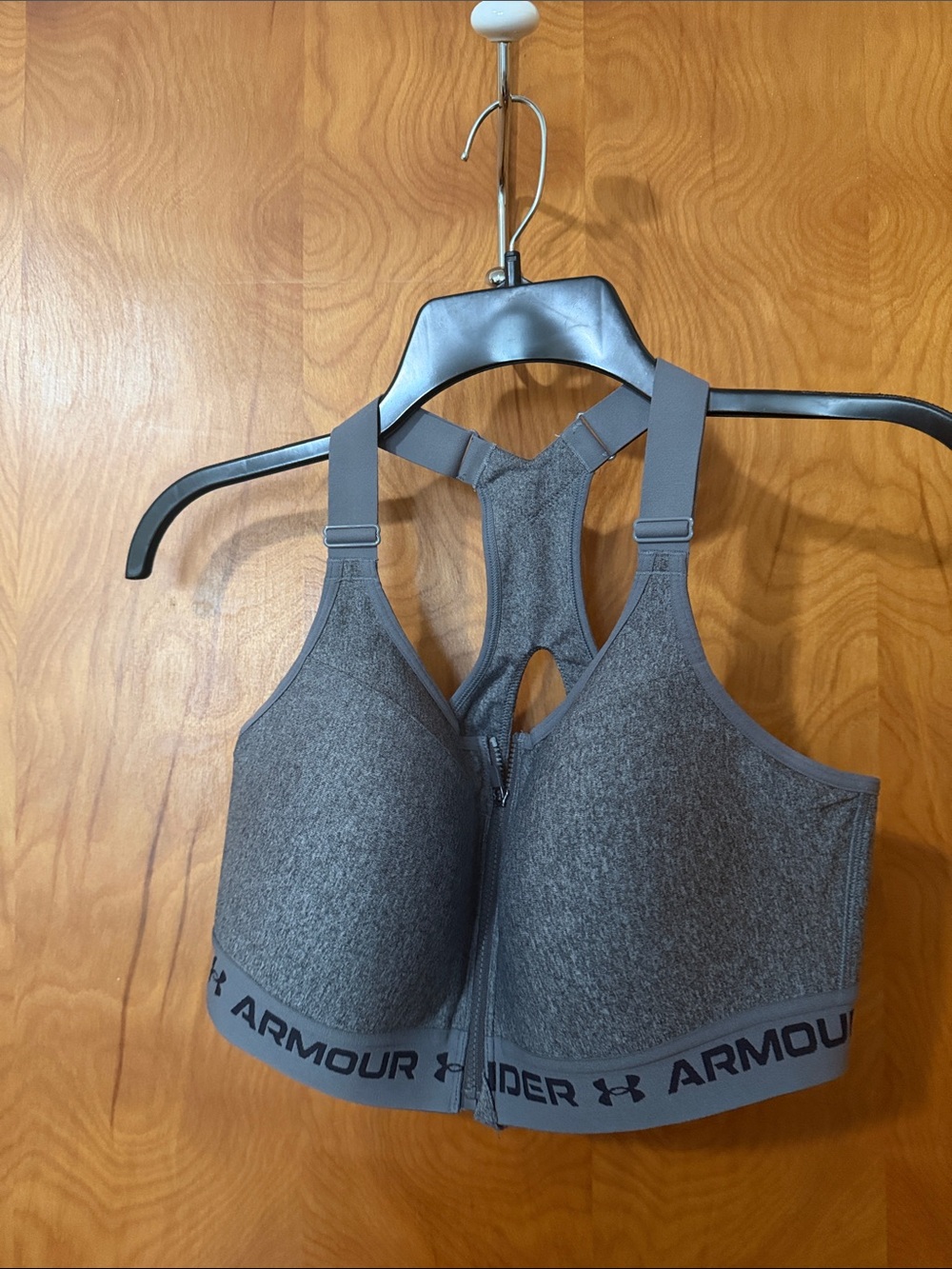 Under Armour Heather Gray Front-Zip molded cup Racerback Sports Bra 36d